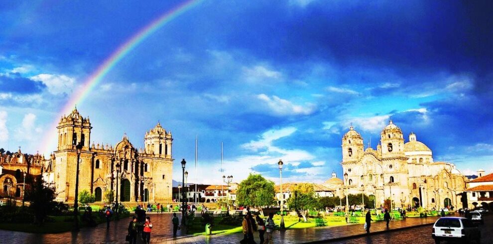 Plaza Armas Viajes Cusco 1